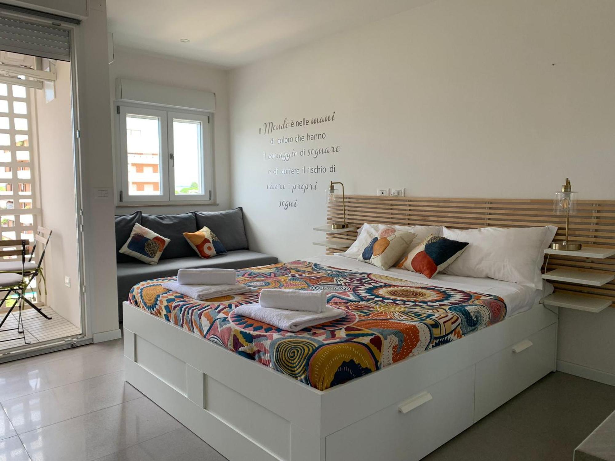 Monolocale Con Terrazza E Cucina Apartment Lignano Sabbiadoro Luaran gambar